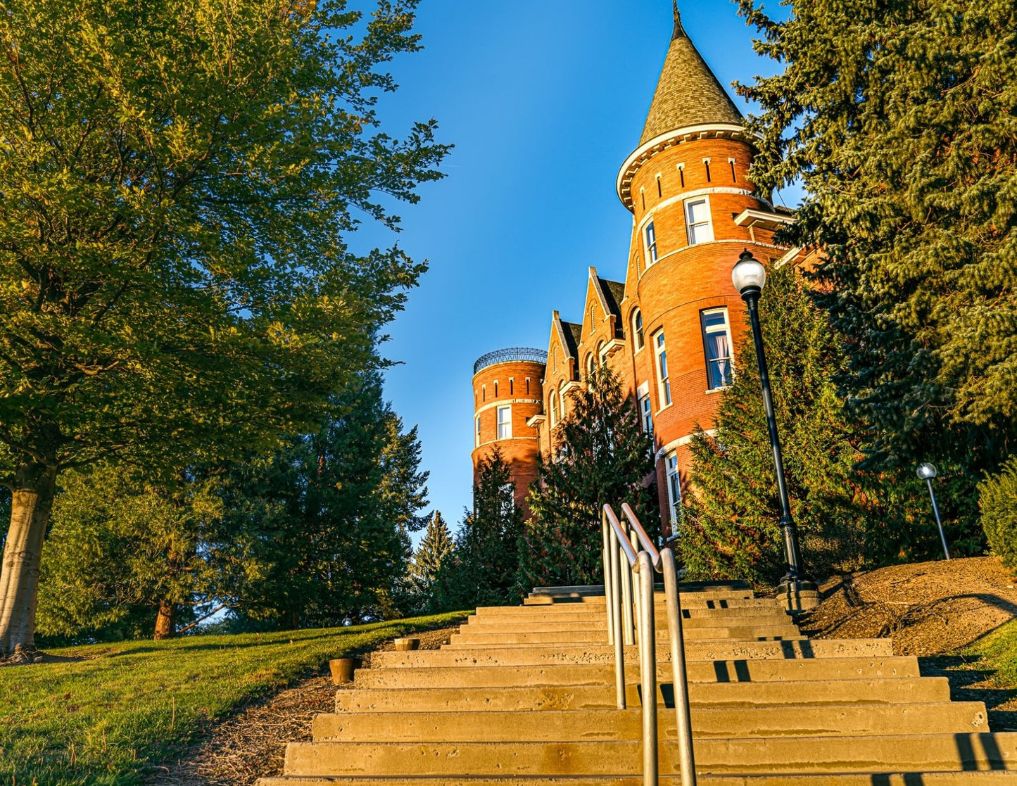 Thompson Hall - Pullman, WA (USA)